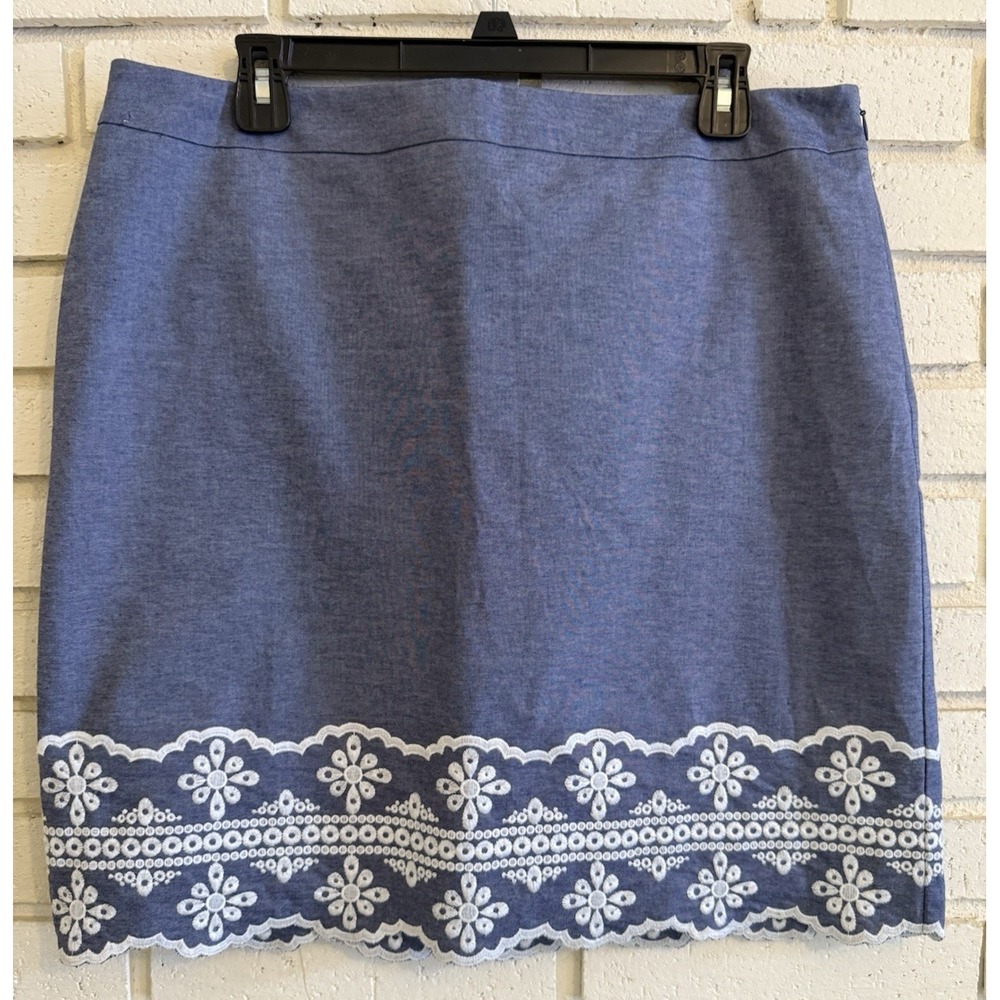 Talbots Pretty Blue & White Embroidery Scalloped Hem Short Lined Skirt Sz 12